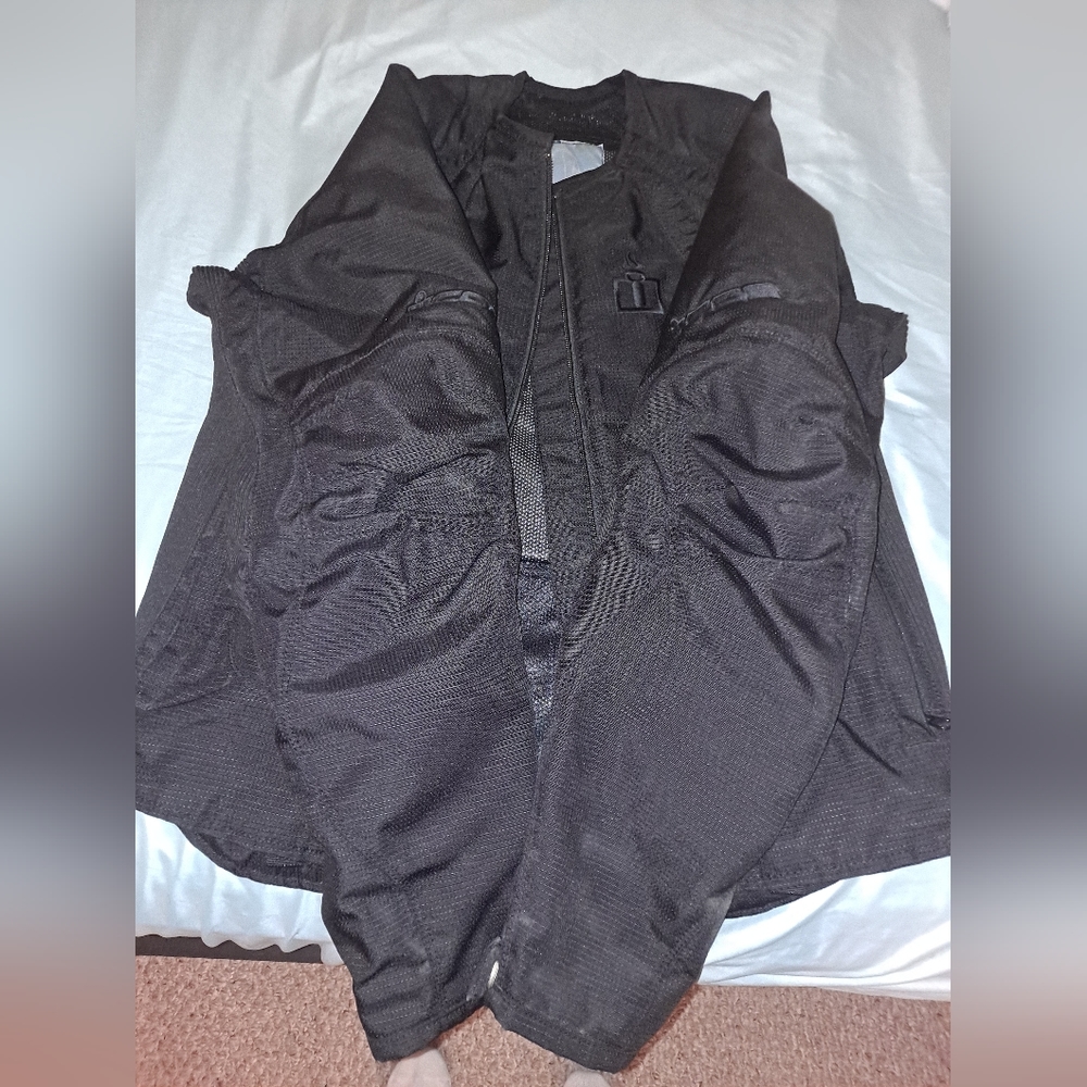 Icon Women's Merc Riding Jacket - Picture 4 of 6